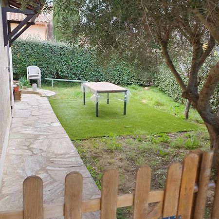 Appartement T2 Bas De Villa Avec Jardinet Au Calme Proche Mer La Seyne-sur-Mer Εξωτερικό φωτογραφία