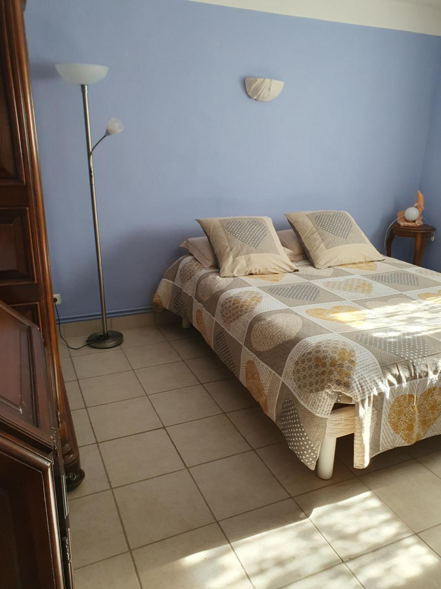 Appartement T2 Bas De Villa Avec Jardinet Au Calme Proche Mer La Seyne-sur-Mer Εξωτερικό φωτογραφία