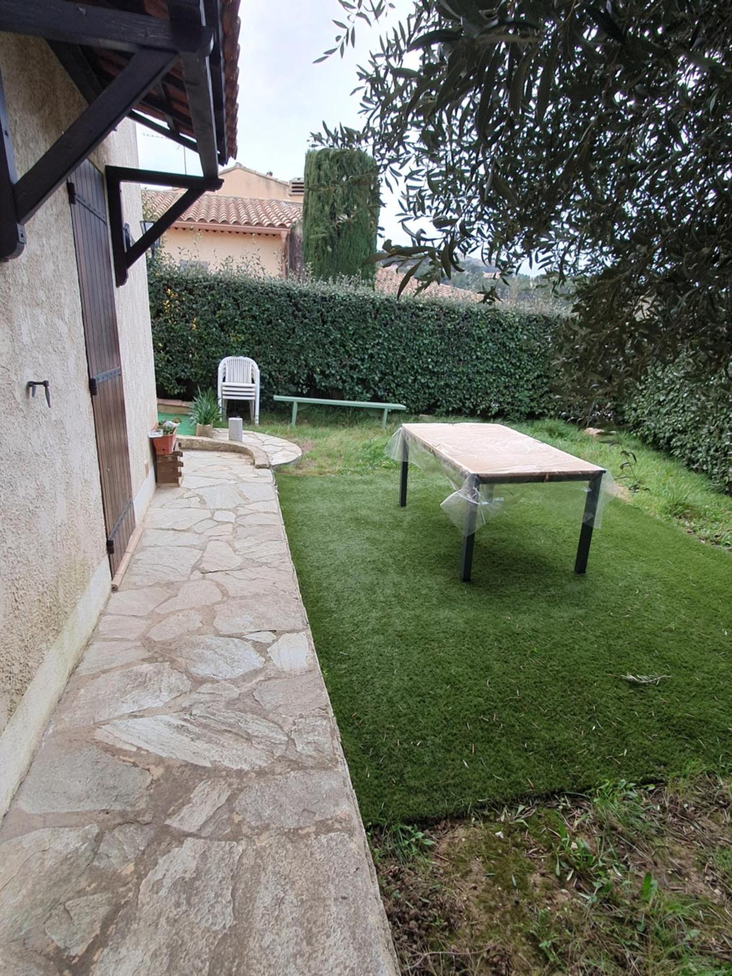 Appartement T2 Bas De Villa Avec Jardinet Au Calme Proche Mer La Seyne-sur-Mer Εξωτερικό φωτογραφία